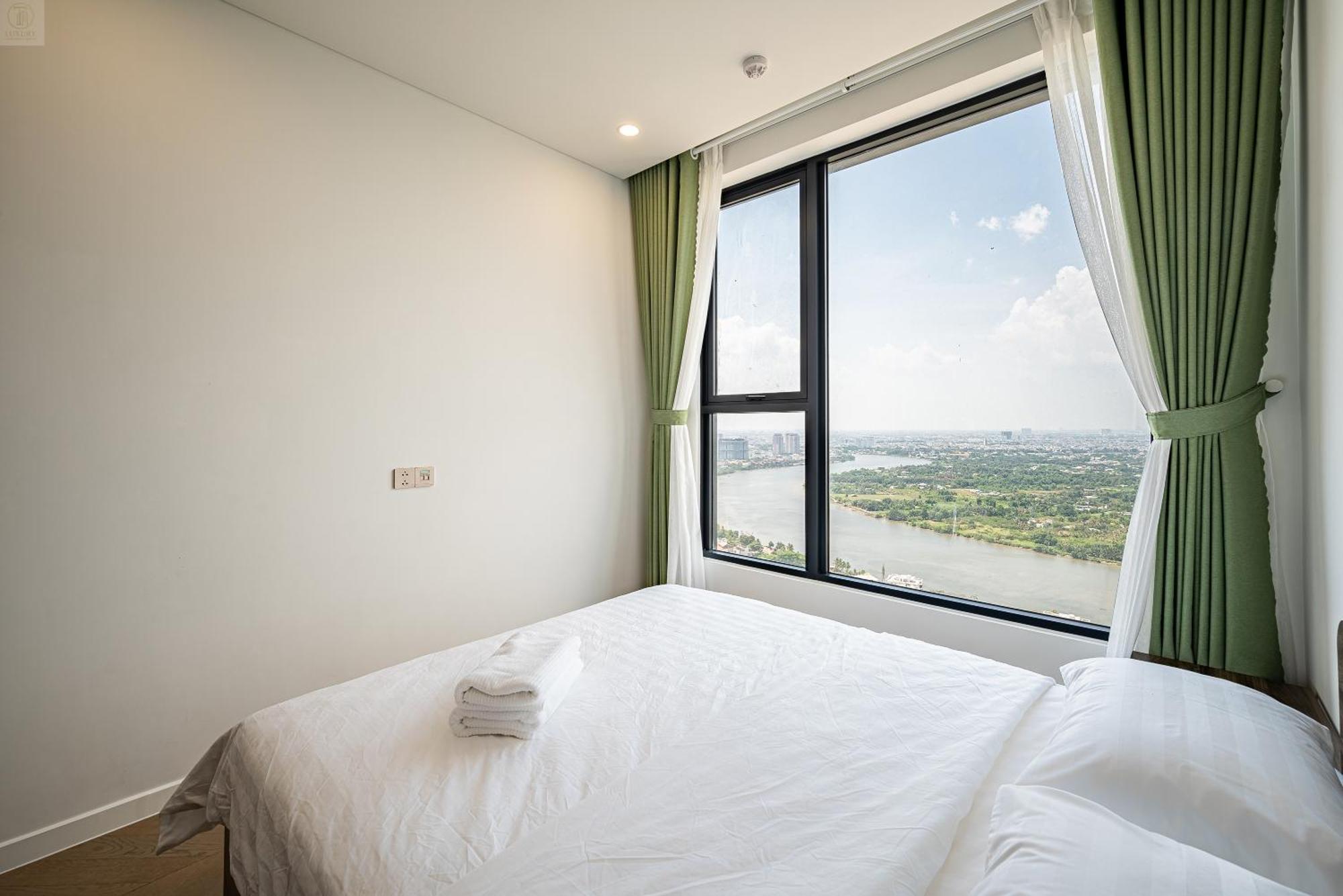 Lumiere Riverside Saigon Elegance *